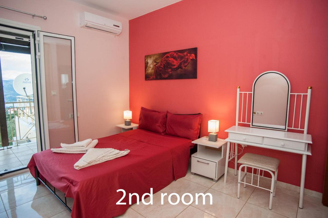 Helmata Villa With Privecy Argostoli  Ngoại thất bức ảnh